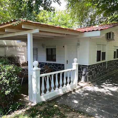 Bungalows & Albergue La Playa Logroño Kültér fotó