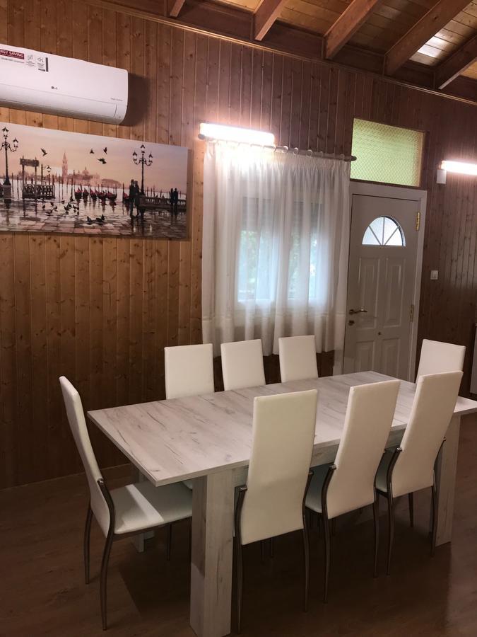 Bungalows & Albergue La Playa Logroño Kültér fotó